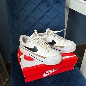 Nike shoes 6.5 women